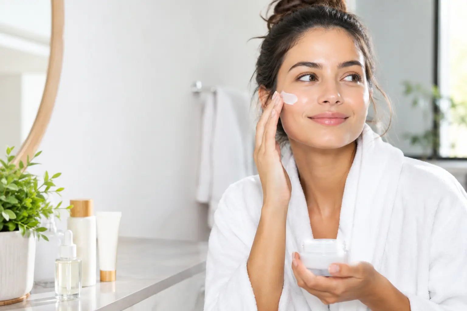 Daily Skincare Routine for Busy Women That Works